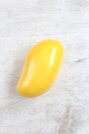 Муляж манго желтое