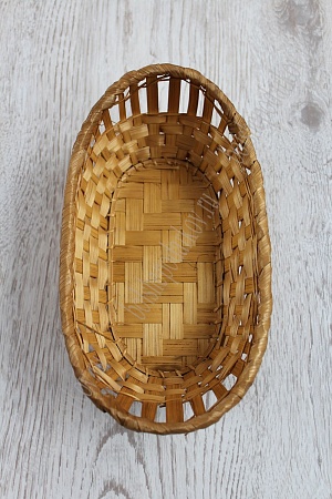 Тарелка плетеная овальная, с приподнятыми краями