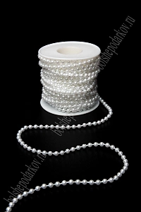 Бусины на нитке 4 мм*10 м (SF-7801) белый