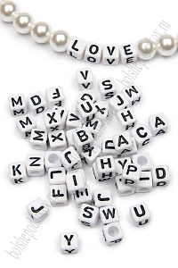 Бусины квадратные "Буквы английские" 6 мм (50 гр) SF-7265, белый/черный