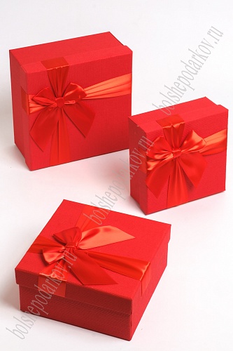 Коробки квадратные 3 в 1, 19*19*9,5 см (SF-7154) красный