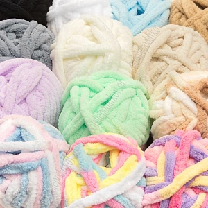 Пряжа "Plush" 50 гр (10 шт) SF-7845, черный